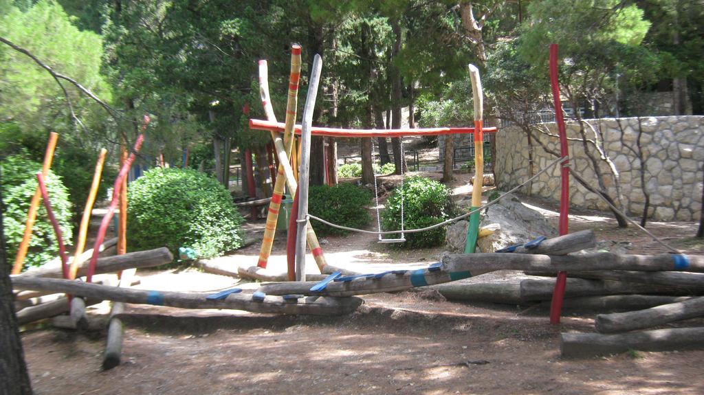 מליני Perun Guest House מראה חיצוני תמונה